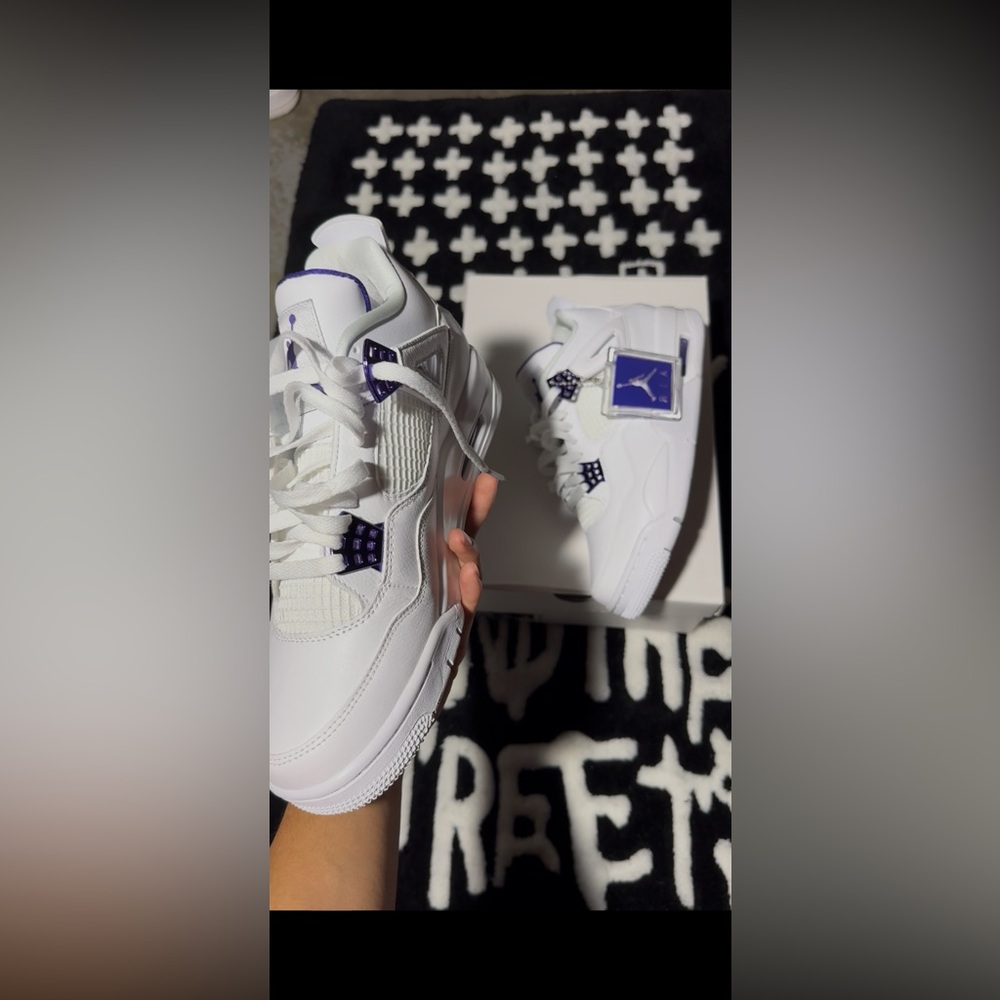 Jordan 4 retro matallic purple